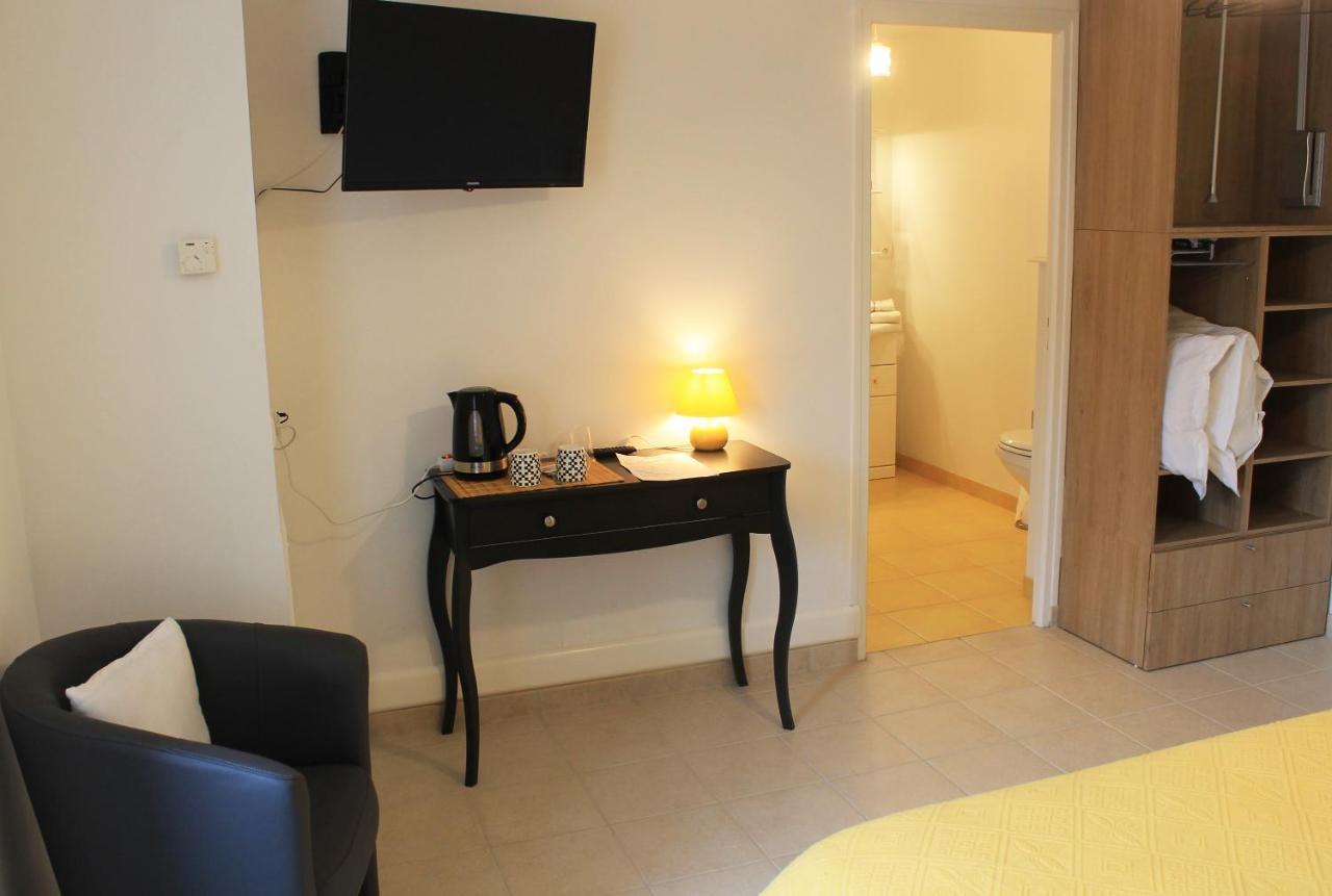 Domaine Du Jardin " Chambres D'Hotes " Saint-Jean-de-la-Haize Buitenkant foto